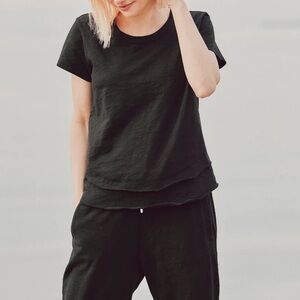 LEALLO Daisy Ruffle Bottom Tee Womens XS Dark Grey 100% Cotton